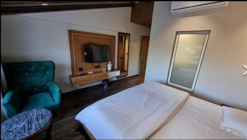 โฮเต็ล ดีพ Hotel มัสซูรี ภายนอก รูปภาพ
