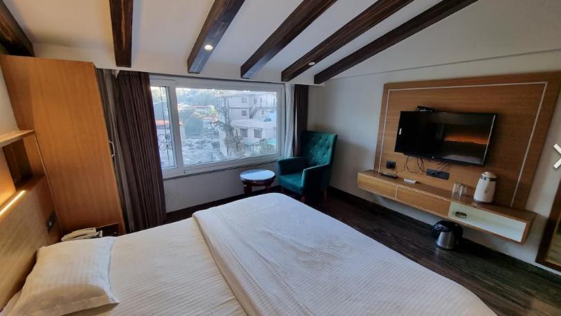 โฮเต็ล ดีพ Hotel มัสซูรี ภายนอก รูปภาพ
